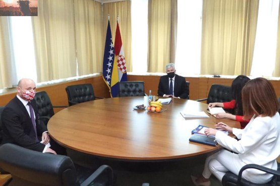 Zamjenik predsjedavajućeg Doma naroda dr. Dragan Čović sastao se s ambasadorom Slovačke Republike u BiH